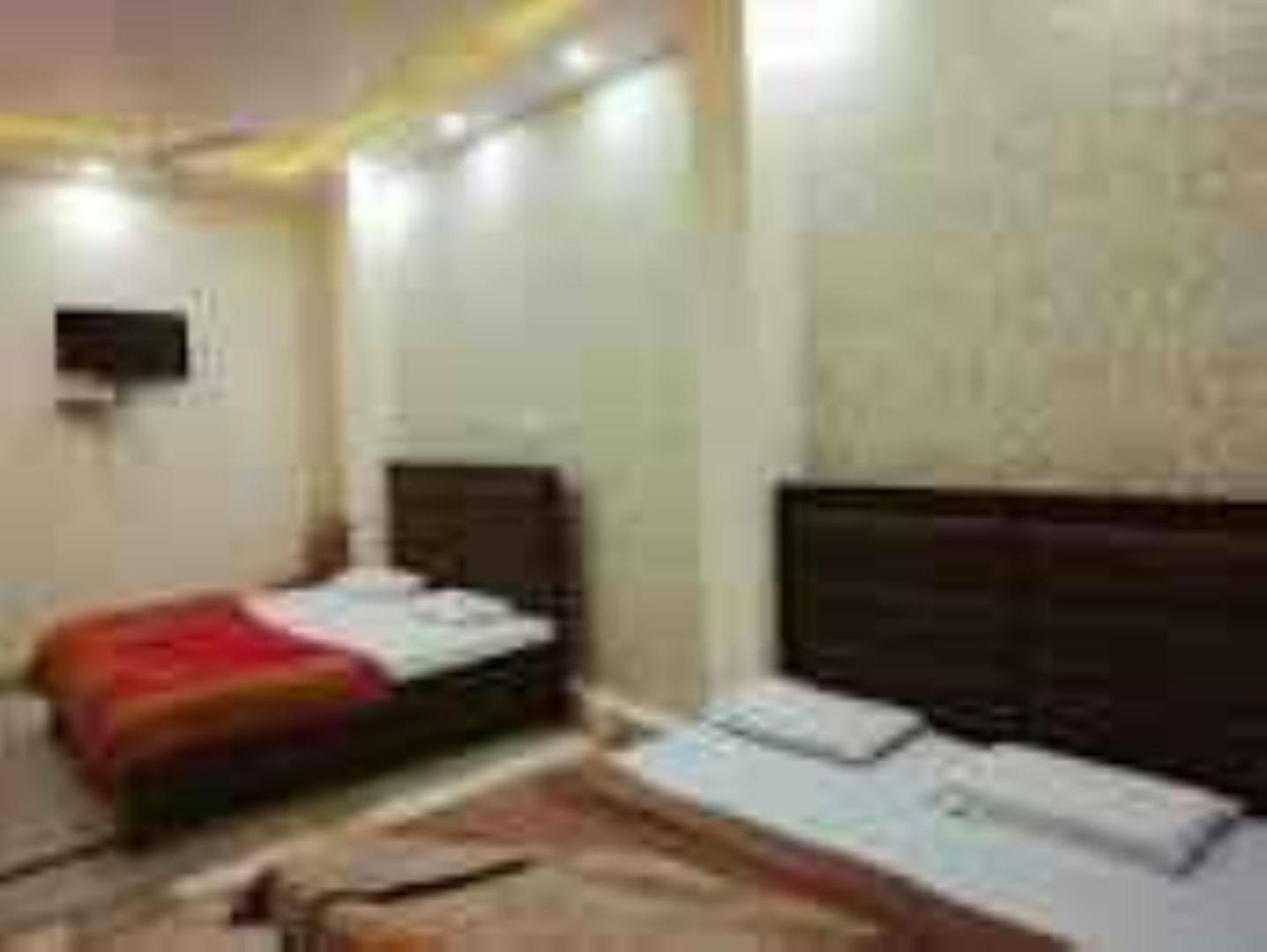 Abhiraj Guest House Mathura Exterior photo